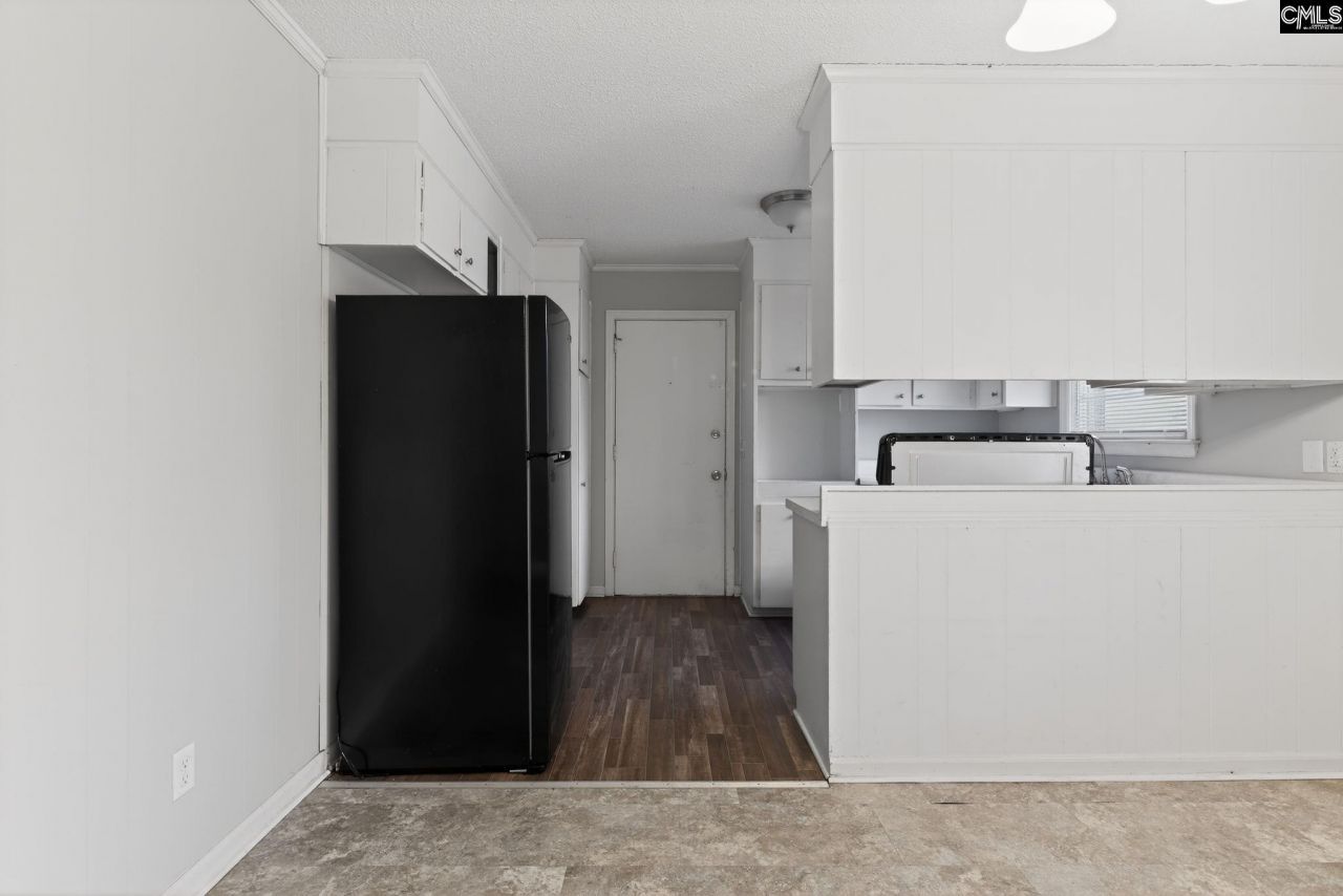 1720 Sandra Drive  Photo 9