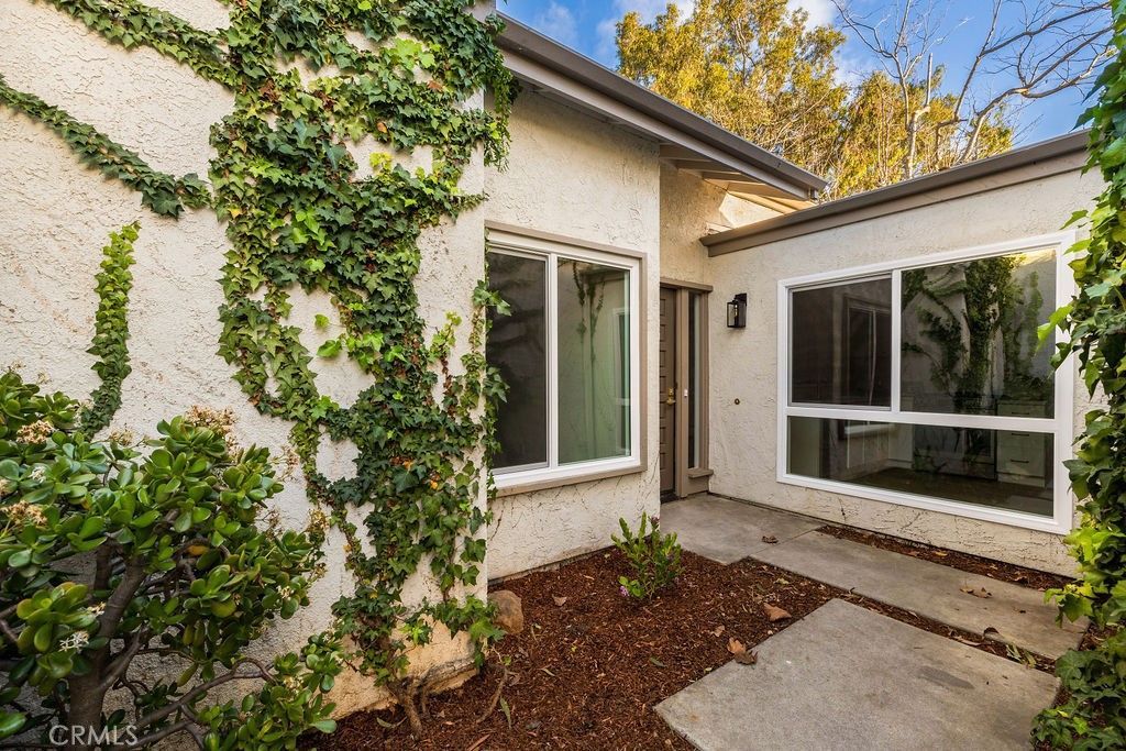 32126 Via Viente, Unit 32, San Juan Capistrano, CA 92675 Main Photo