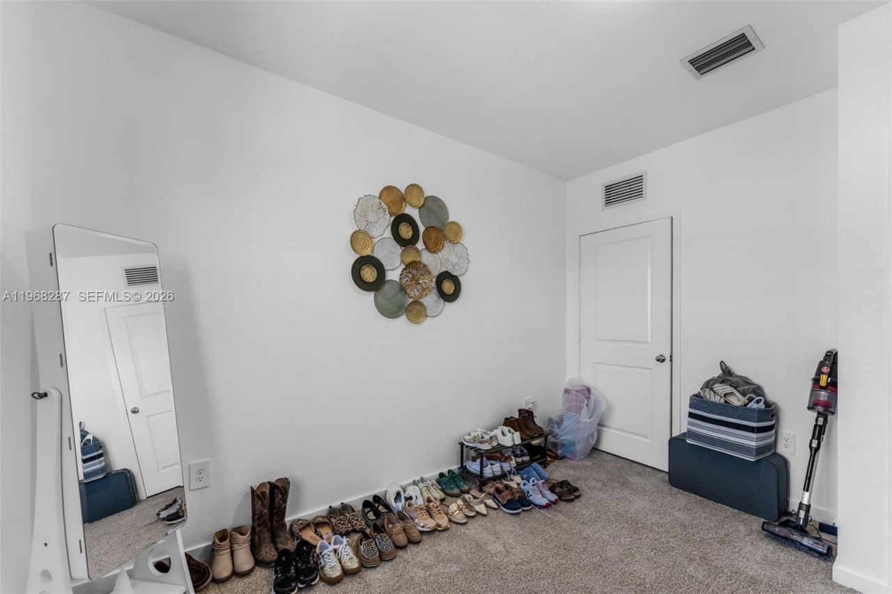 514 NE 12th St, Florida City, FL 33034 Photo