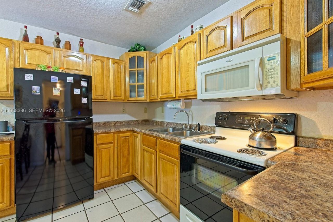 12730 NW 22nd Ave , Miami, FL 33167 Photo