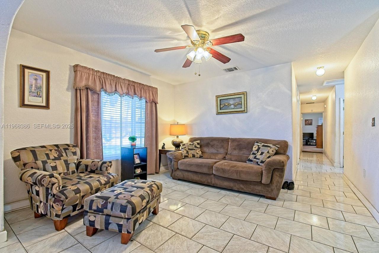 12730 NW 22nd Ave , Miami, FL 33167 Photo