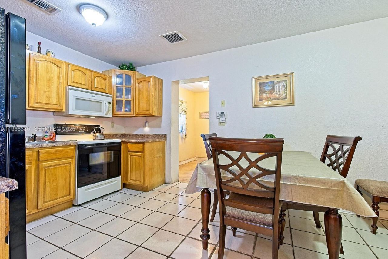 12730 NW 22nd Ave , Miami, FL 33167 Photo