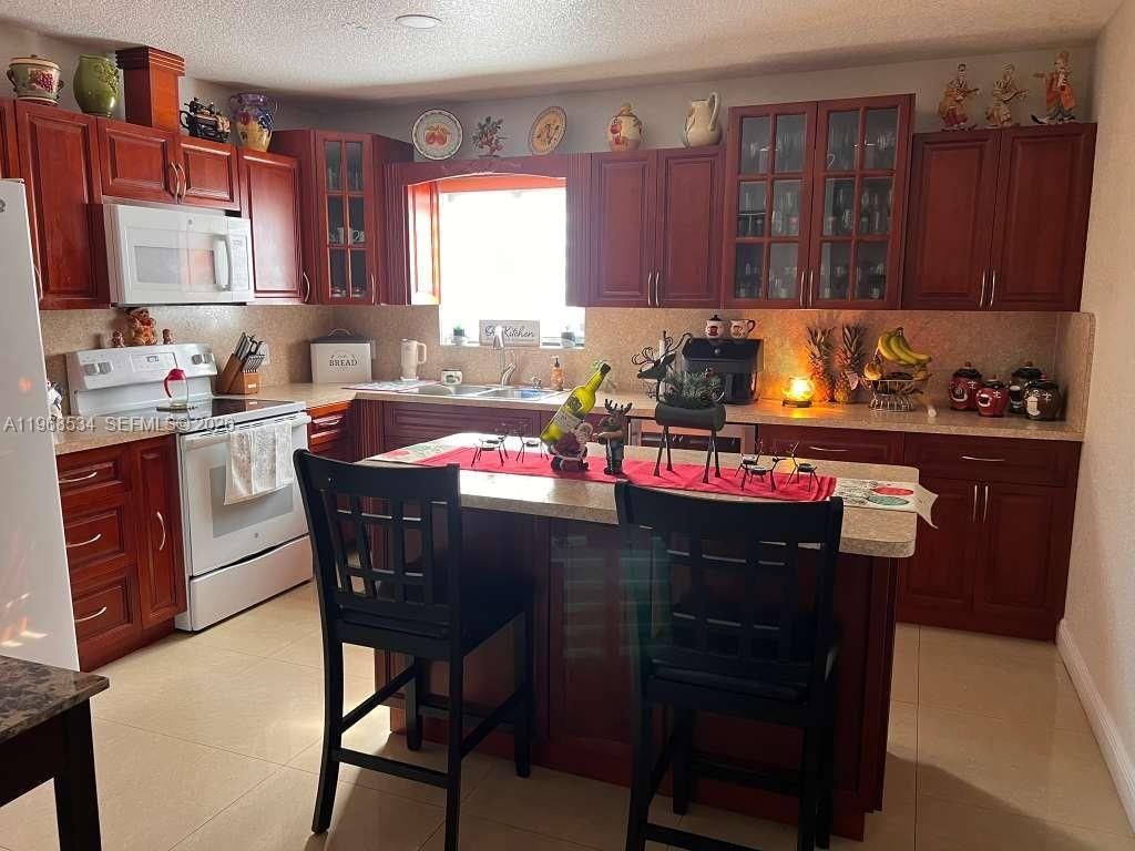 10532 NW 30th Ave, Miami, FL 33147 Photo