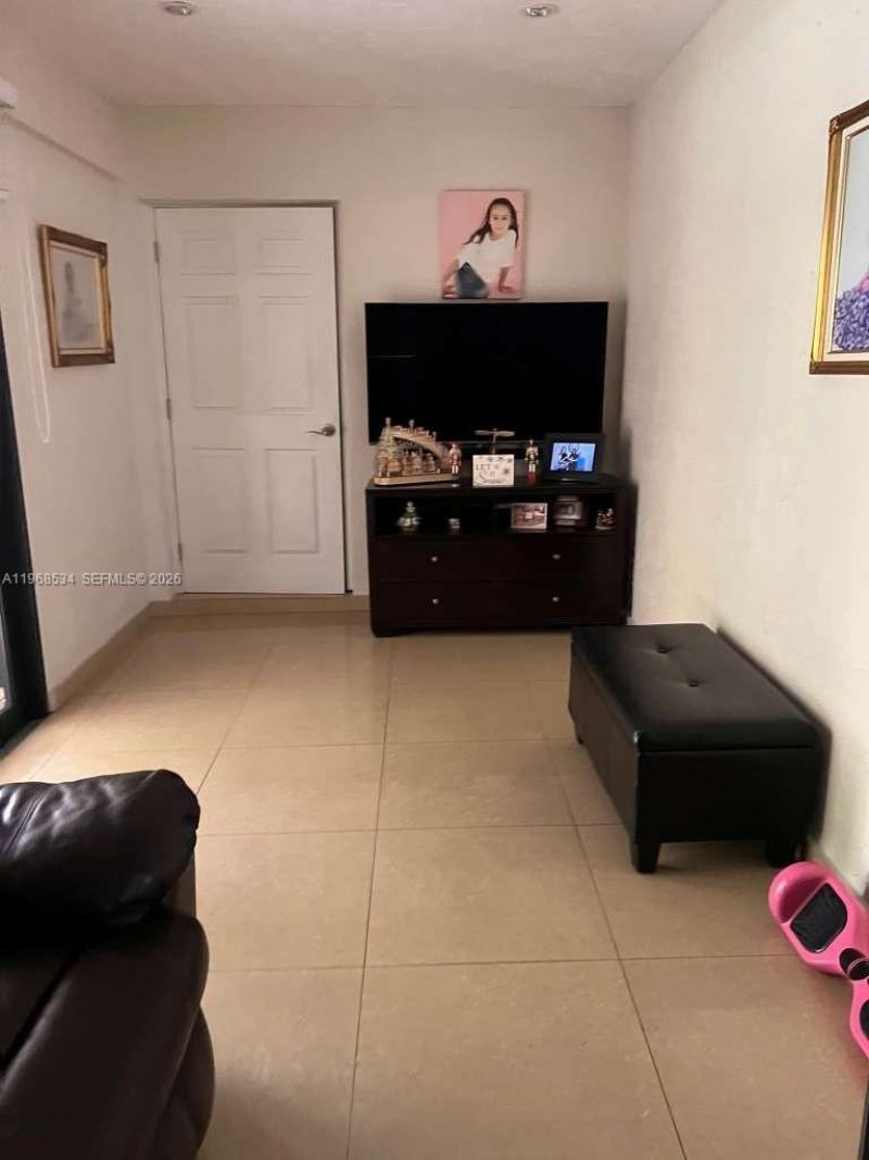 10532 NW 30th Ave, Miami, FL 33147 Photo