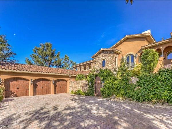 16 Anthem Pointe Court, Henderson, NV 89052