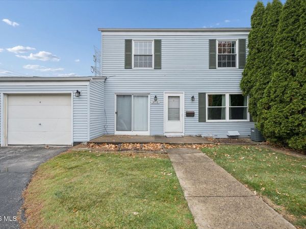 3716 Lakepointe Drive, Northwood, OH 43619