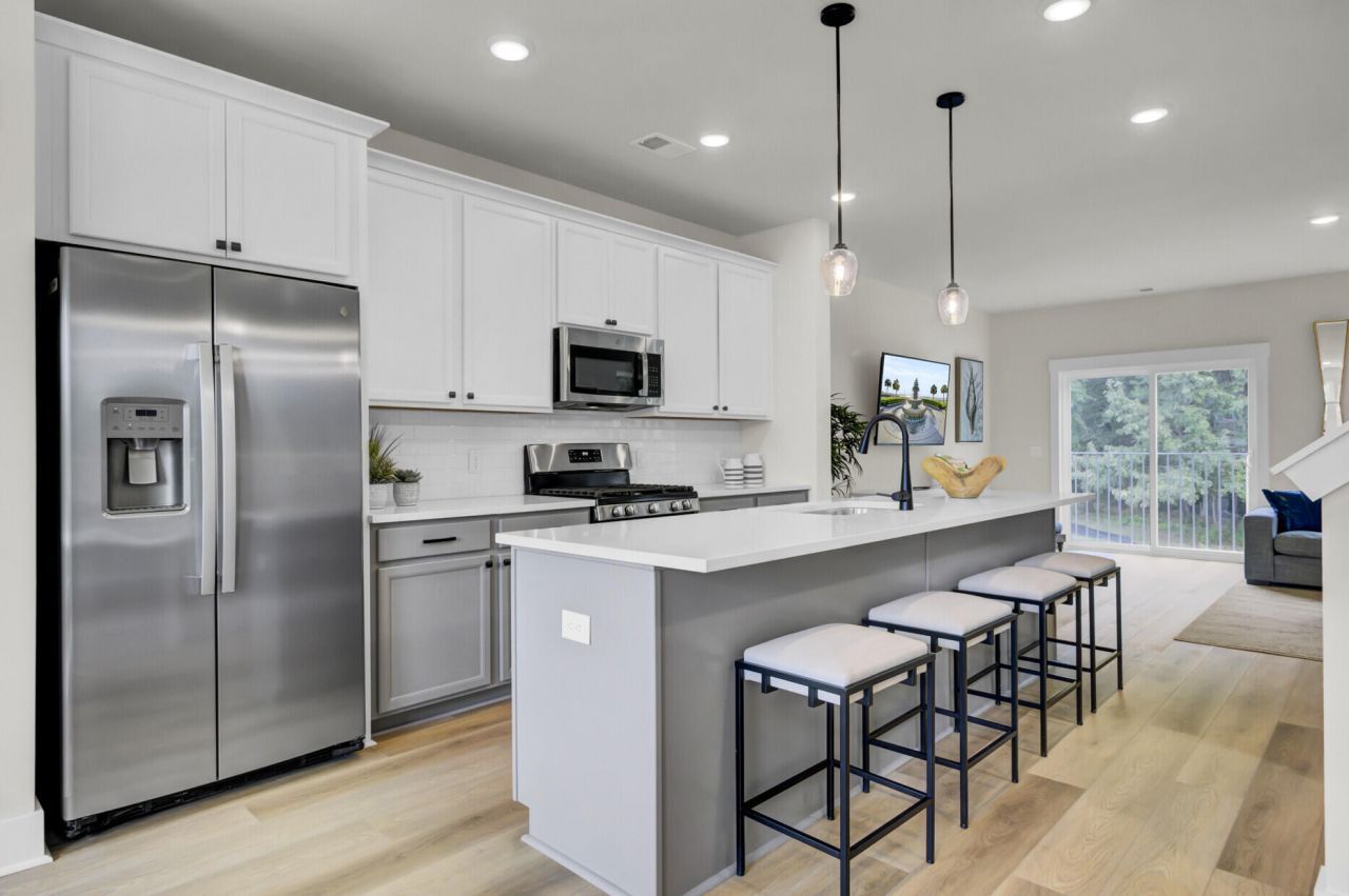 412 Caledon Court Photo 10