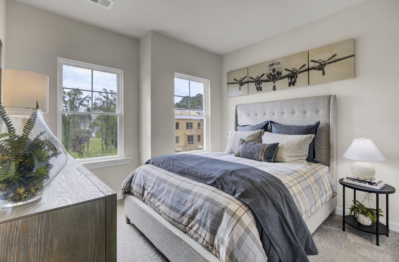 412 Caledon Court Photo 32