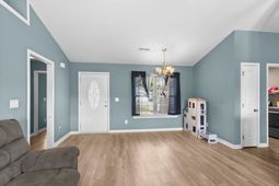 1445 Abberbury Dr. photo 4