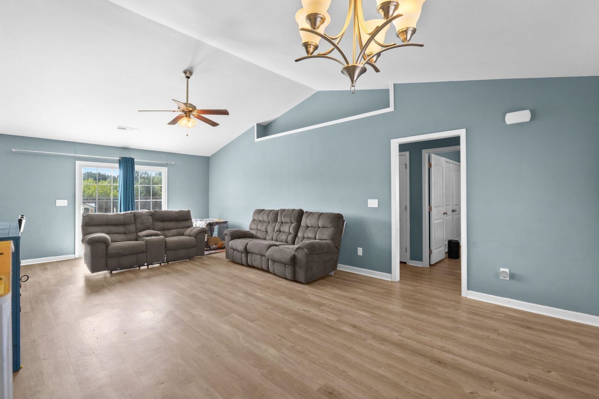 1445 Abberbury Dr. Photo 6
