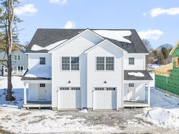 10 Hogan Circle, Unit 35, Westbrook, ME 04098