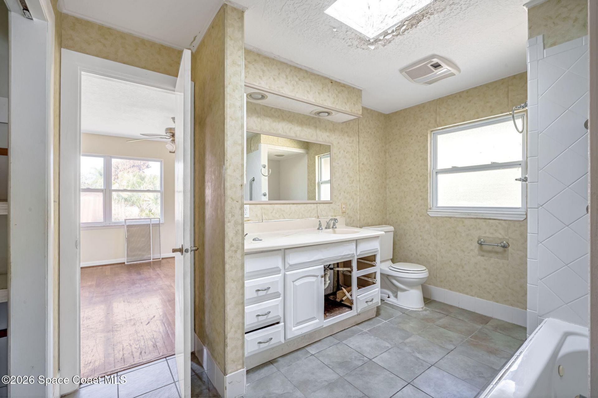 535 Robinhood Drive, Merritt Island, FL 32953 Photo