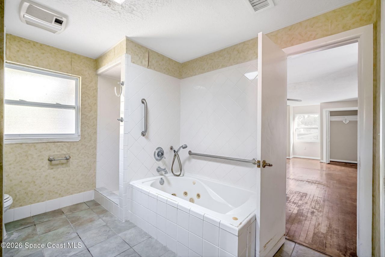 535 Robinhood Drive , Merritt Island, FL 32953 Photo