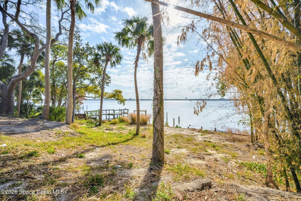 535 Robinhood Drive , Merritt Island, FL 32953 Photo