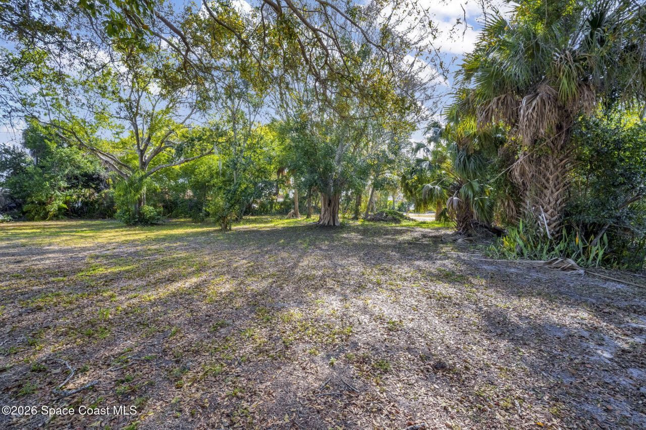 535 Robinhood Drive , Merritt Island, FL 32953 Photo