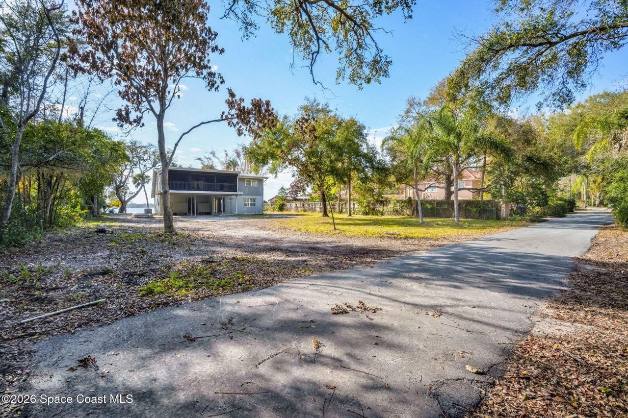 535 Robinhood Drive , Merritt Island, FL 32953 Photo