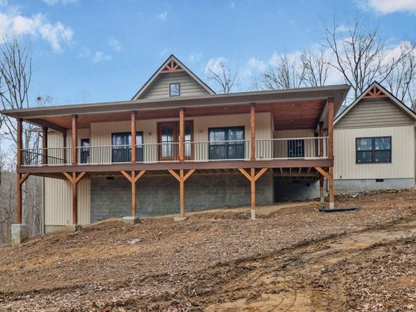 659 Icy Cove Tr, Monterey, TN 38574