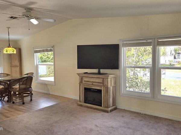 522 Starboard Avenue, Edgewater, FL 32141