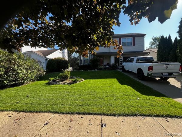 1620 Dartmoor Drive, Howell Twp, MI 48843