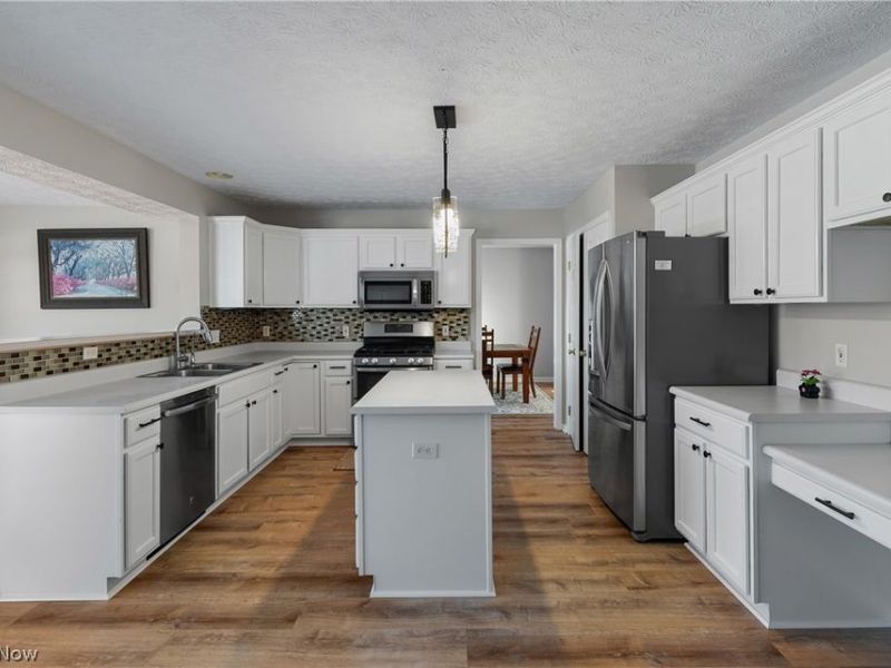 7545 Diamondback Avenue NW, Canal Fulton, OH 44614 Photo 11