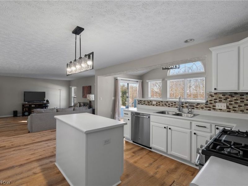 7545 Diamondback Avenue NW, Canal Fulton, OH 44614 Photo 13