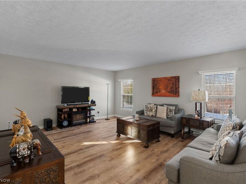 7545 Diamondback Avenue NW, Canal Fulton, OH 44614 Photo 5