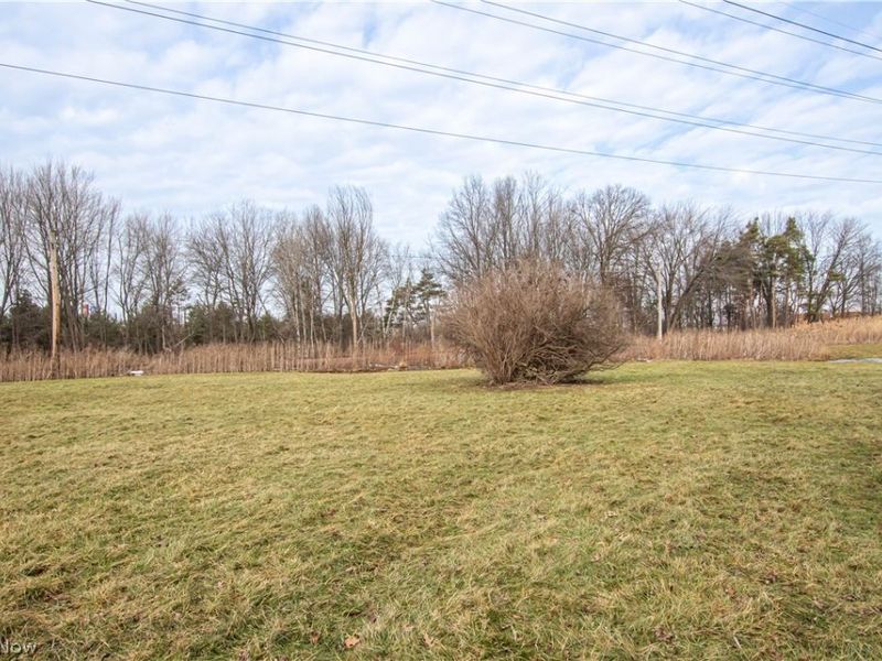 7256 Markal Drive, Cleveland, OH 44130 Photo 29