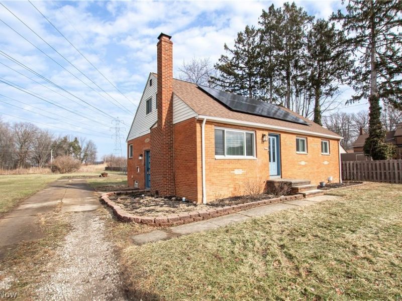 7256 Markal Drive, Cleveland, OH 44130 Photo 30