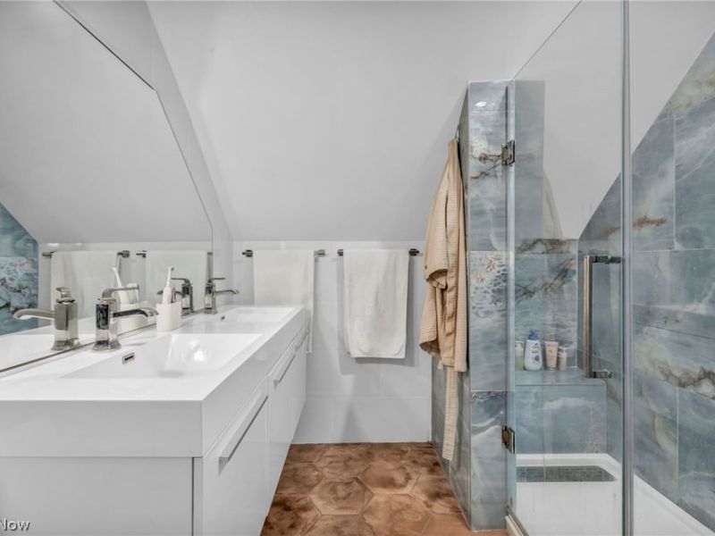 24011 Bruce Road, Bay Village, OH 44140 Photo 25