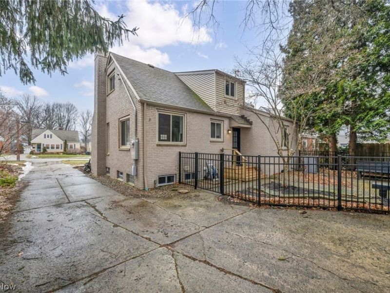 24011 Bruce Road, Bay Village, OH 44140 Photo 31