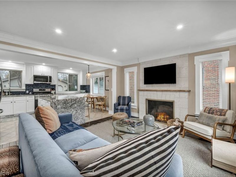 24011 Bruce Road, Bay Village, OH 44140 Photo 6