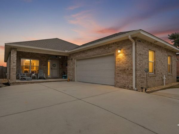 4154 Oak Pointe Drive, Gulf Breeze, FL 32563