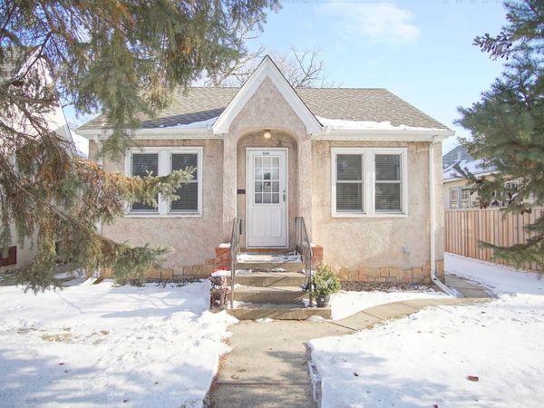 4609 34th Avenue S, Minneapolis, MN 55406