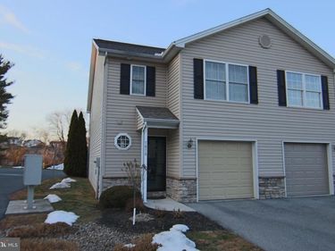 7876 MANADA COURT, HARRISBURG, PA 17112