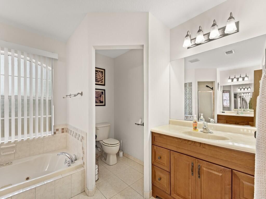 1456 Schumann Drive, Sebastian, FL 32958 Photo