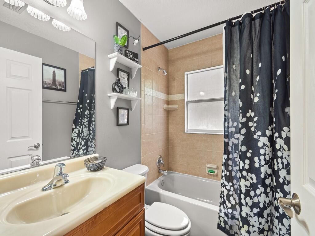 1456 Schumann Drive, Sebastian, FL 32958 Photo