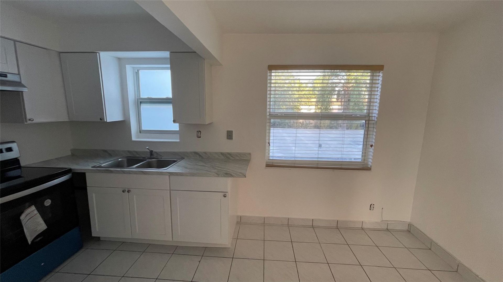 2420 Johnson Street, Unit 204, Hollywood, FL 33020 Photo