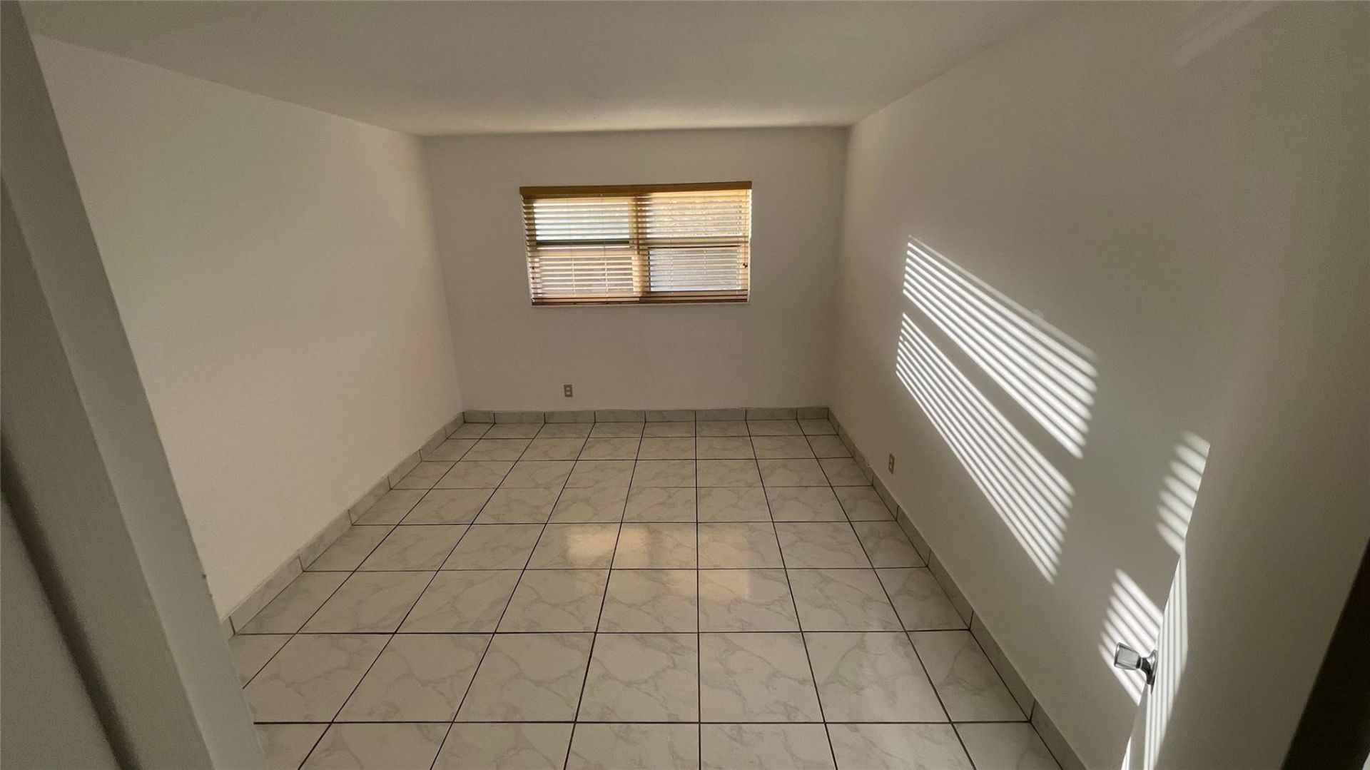 2420 Johnson Street, Unit 204, Hollywood, FL 33020 Photo