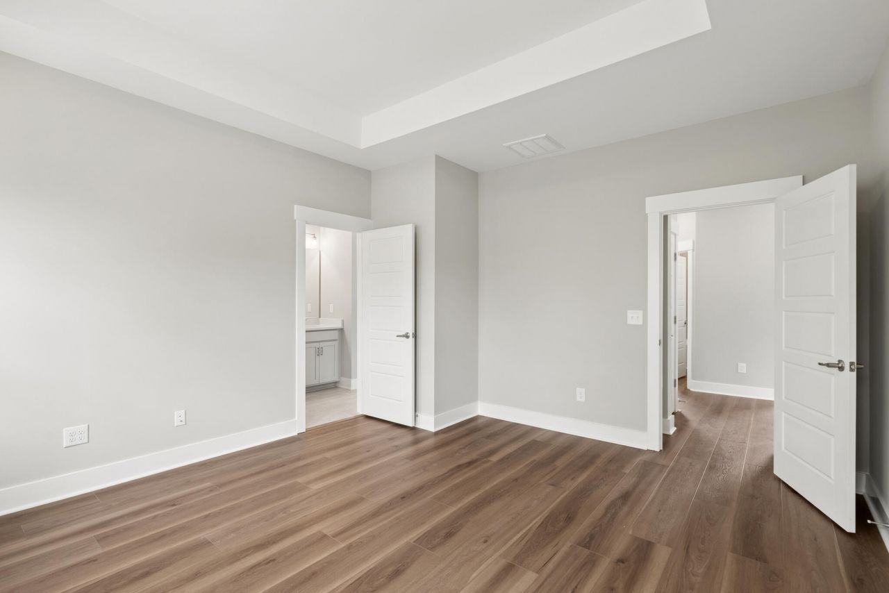 5362 Elder Avenue Photo 21