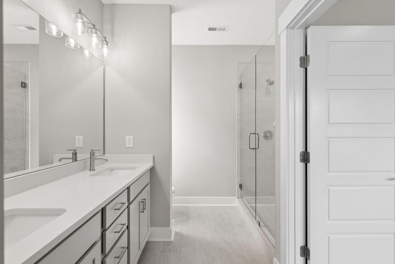 5362 Elder Avenue Photo 23