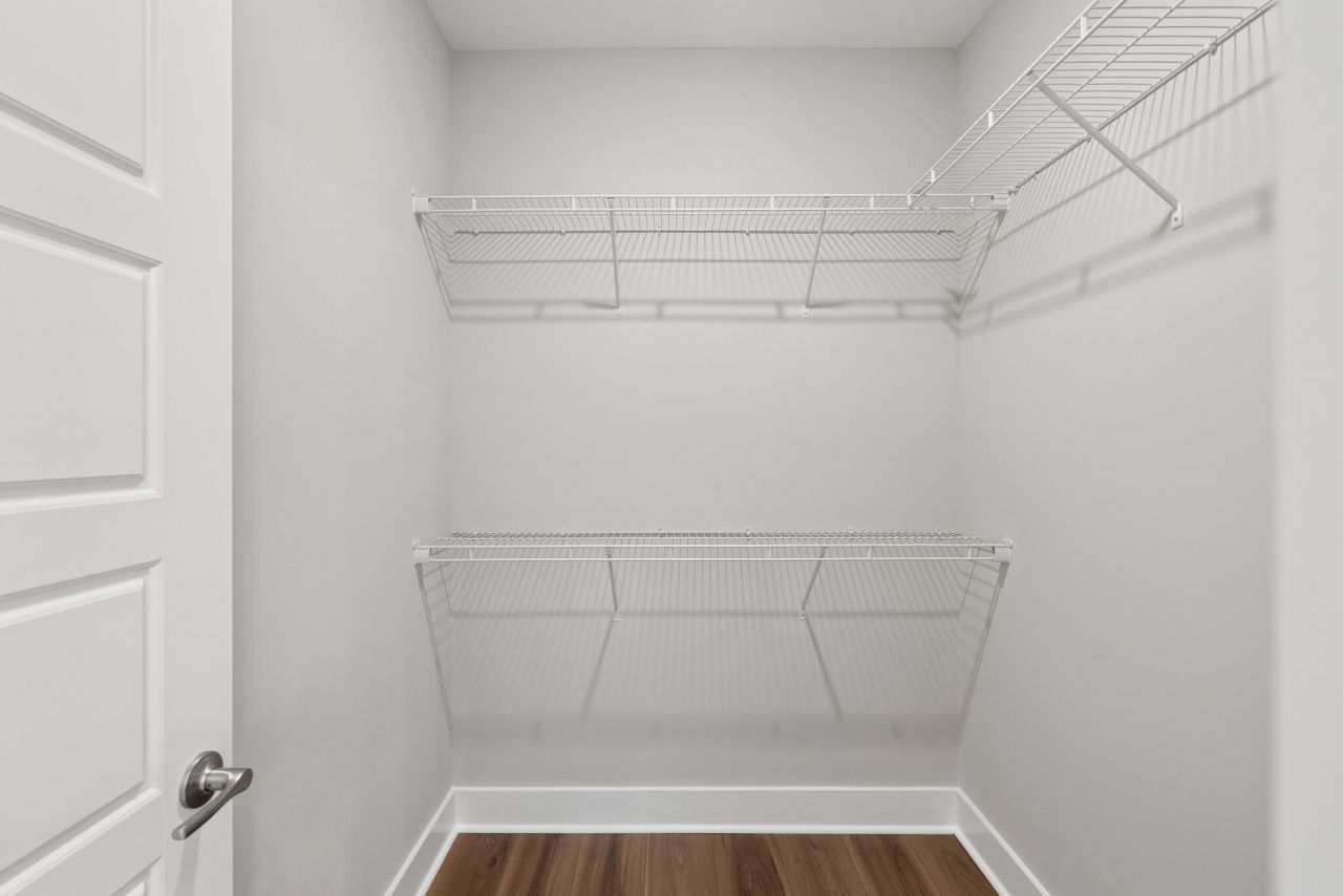 5362 Elder Avenue Photo 24