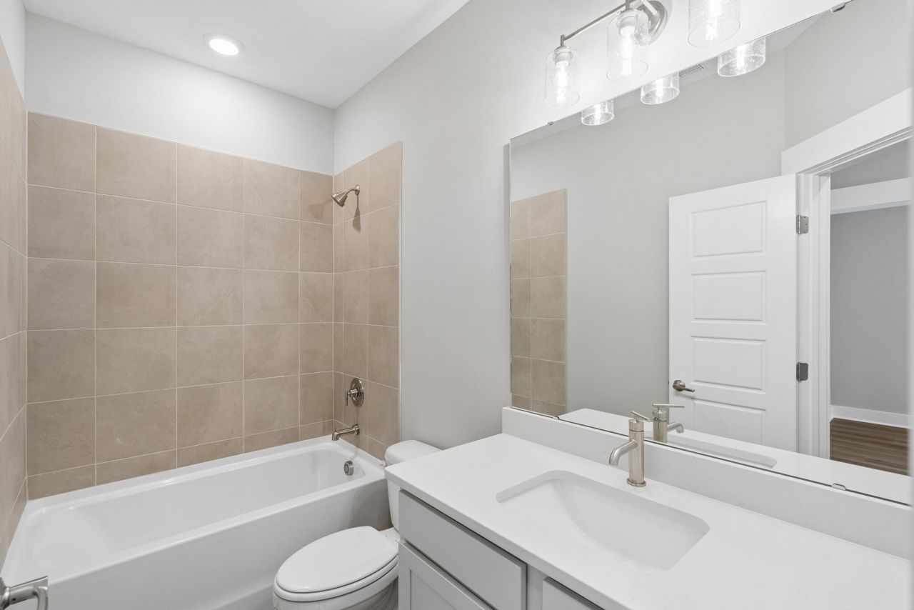 5362 Elder Avenue Photo 31