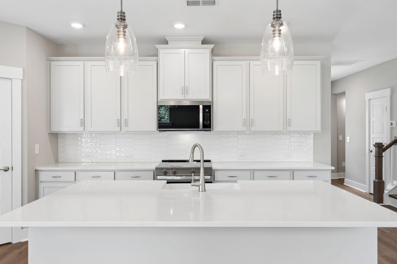 5362 Elder Avenue Photo 7