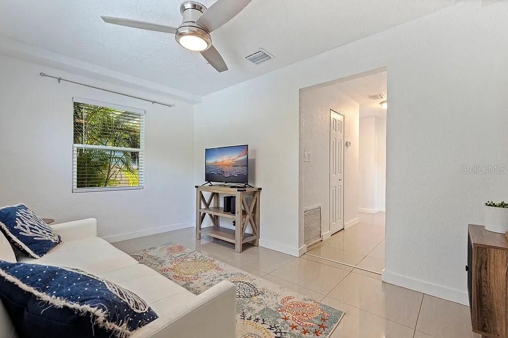 4801 14th Avenue S, Saint Petersburg, FL 33711 Photo