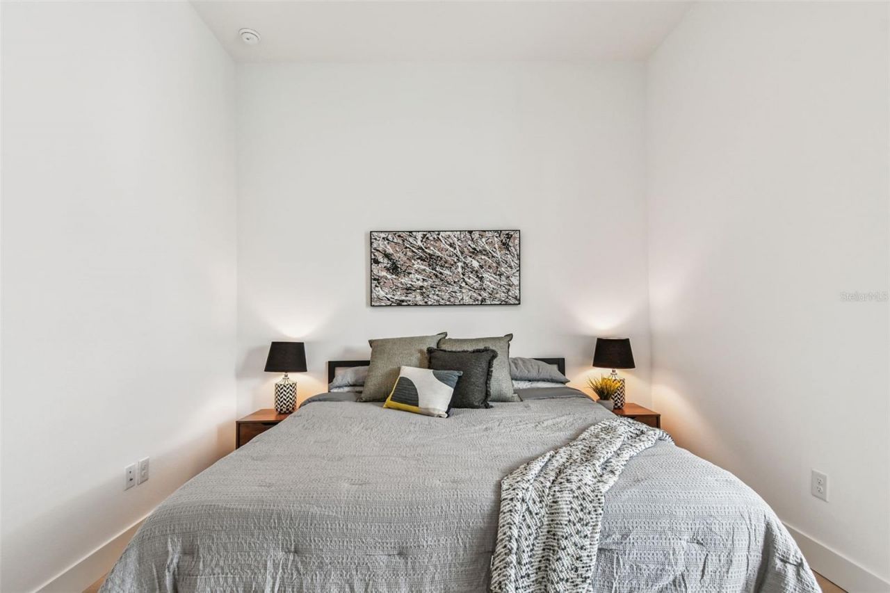 3840 Pompano Drive Se, Saint Petersburg, FL 33705 Photo