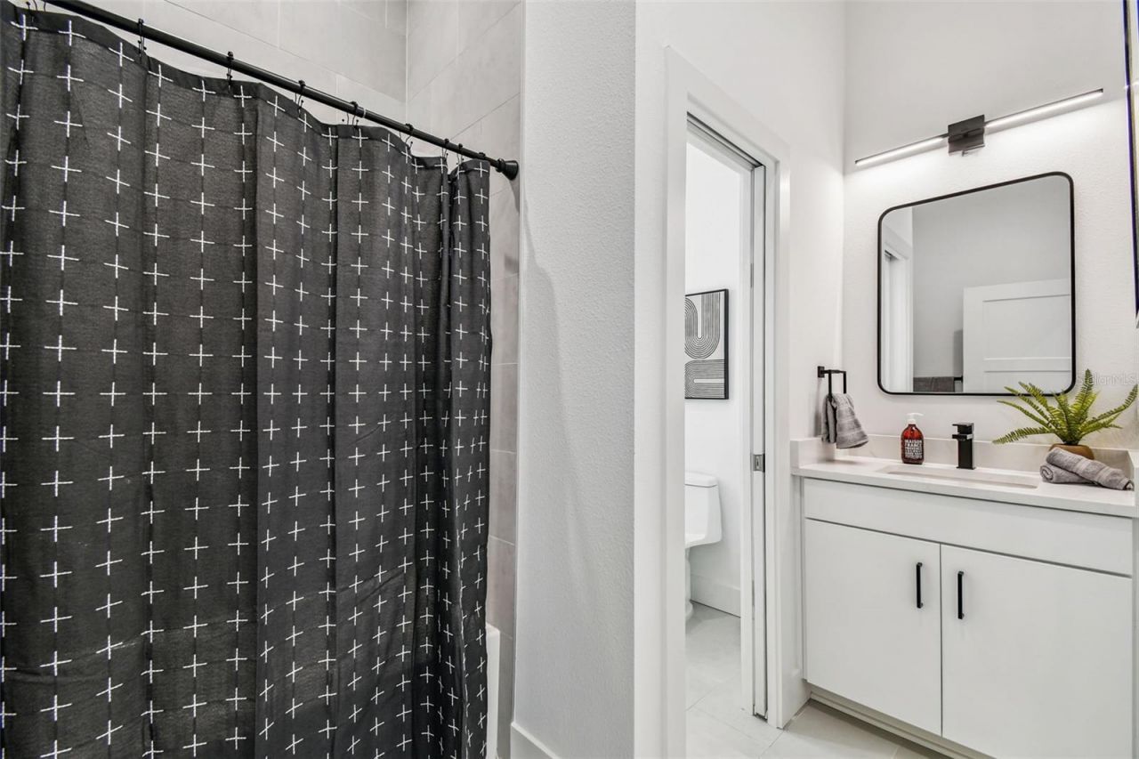 3840 Pompano Drive Se, Saint Petersburg, FL 33705 Photo