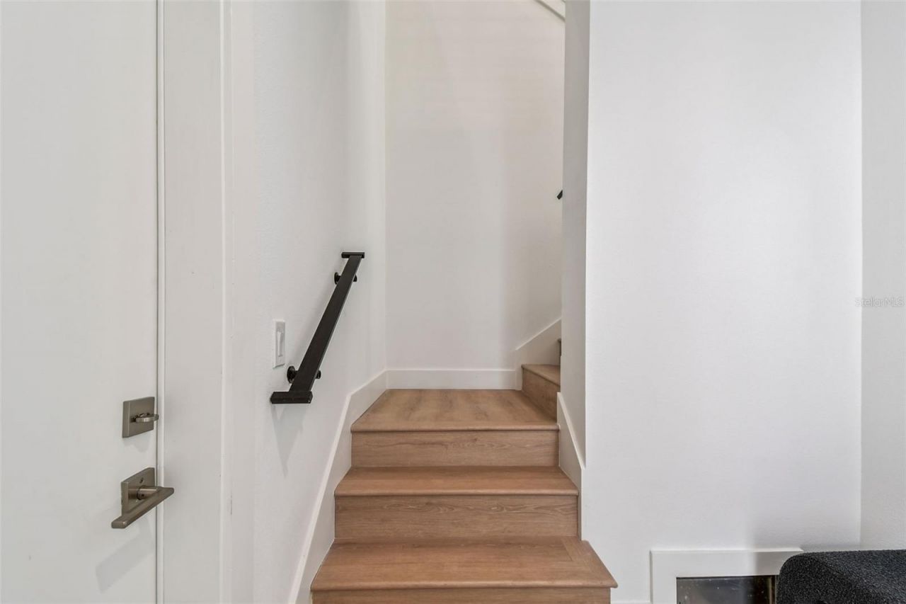 3840 Pompano Drive Se, Saint Petersburg, FL 33705 Photo