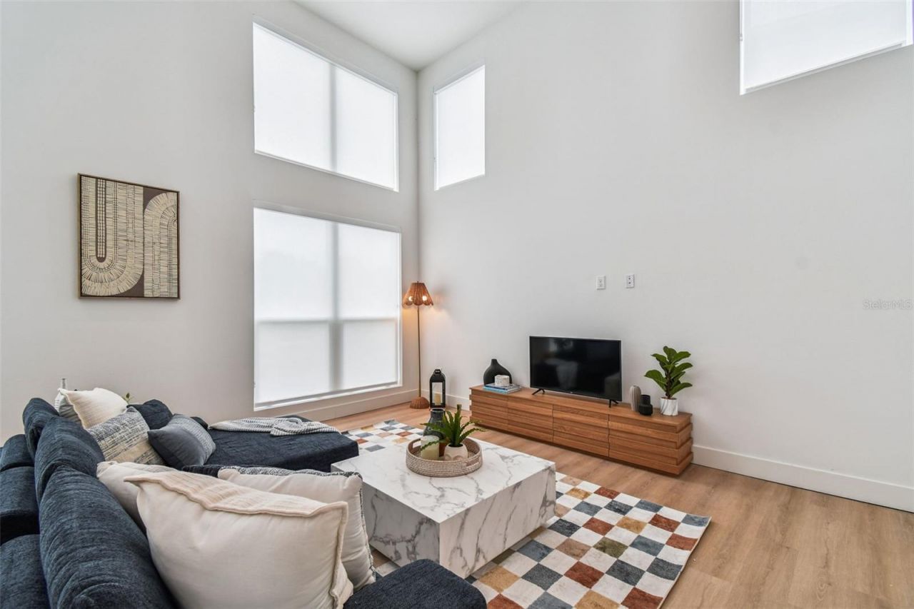 3840 Pompano Drive Se, Saint Petersburg, FL 33705 Photo