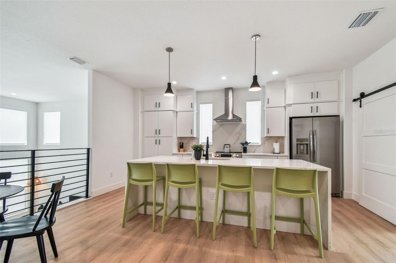 3840 Pompano Drive Se, Saint Petersburg, FL 33705 Photo