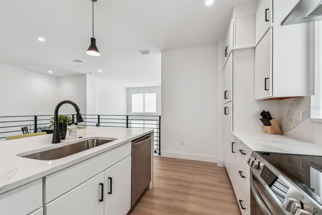 3840 Pompano Drive Se, Saint Petersburg, FL 33705 Photo